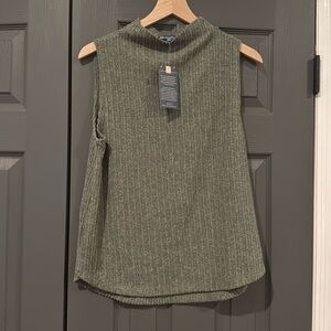 NWT - Democracy Sleeveless Mock Neck Knit Top - L